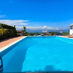 Sg Family - Garda View