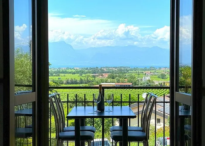 Sg Family - Garda View